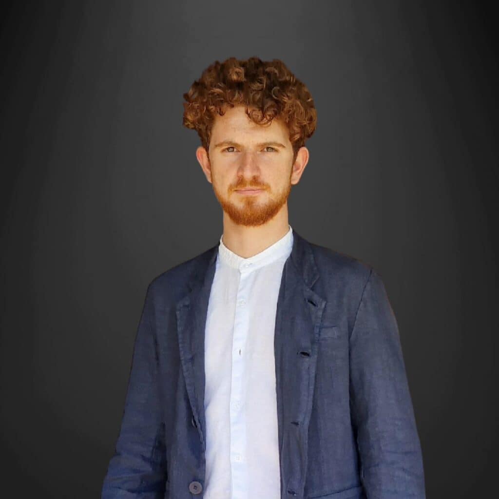 Di-Pietro-2-min-1024×1024 EDOARDO DI PIETRO - COFONDATORE KIIAI INNOVATION LAB, PRIMO LAUREATO NEL METAVERSO